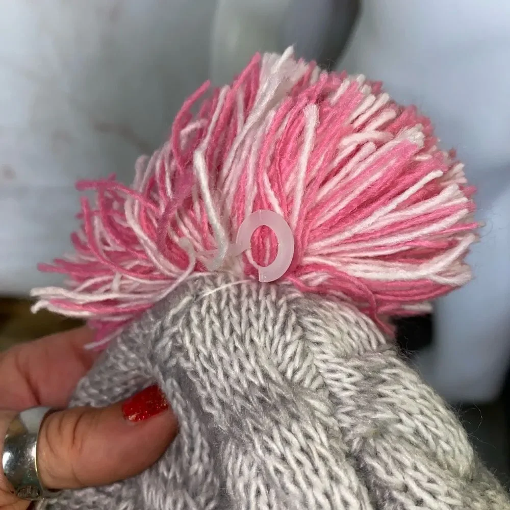 Girl's New Era Snug Cuffed Pom Knit Beanie New Without Tags
